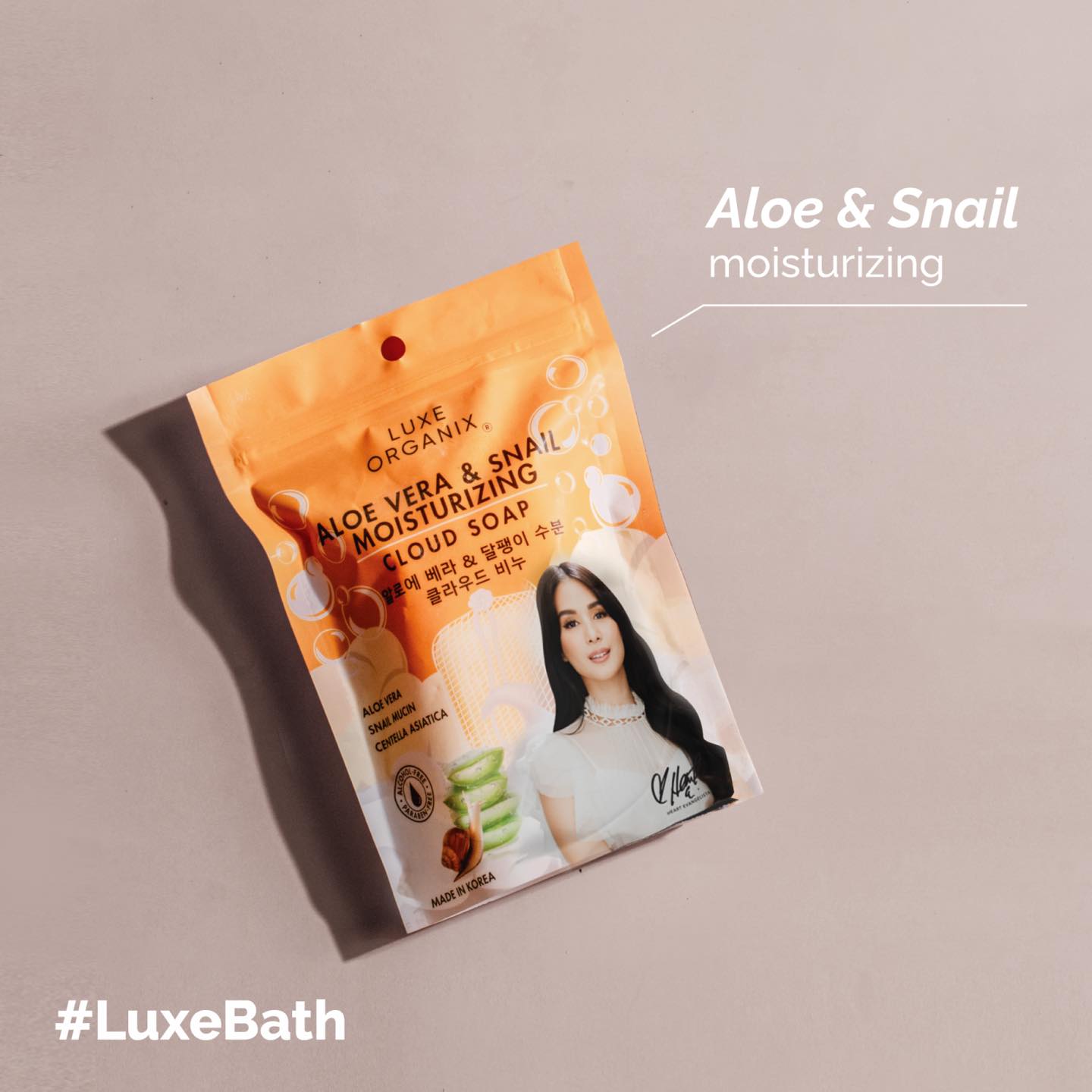 Aloe & Snail Moisturizing Cloud Soap 180g